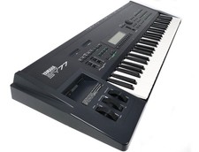 YAMAHA SY 77 FM Synthesizer -