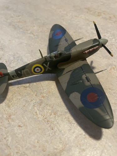 Supermarine spitfire diecast - supermarine,