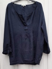 DEERBERG elegante dunkelblaue Bluse Gr. 48 mit raffinierten Details - wie neu