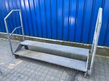 Stahltreppe Rampentreppe Maschinenpodest verzinkt 223cm breit mit Geländer