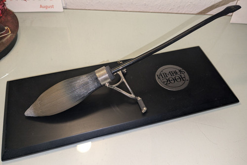 Nimbus 2001 miniatur - 2001, replik