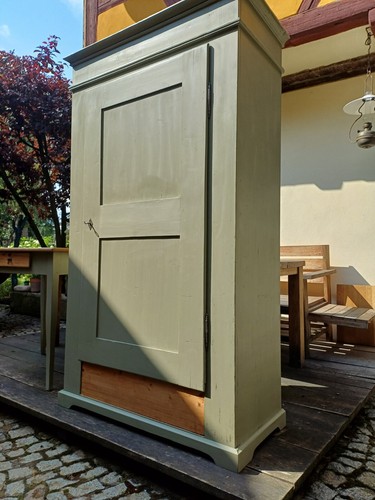Restaurierter antiker - restaurierter,