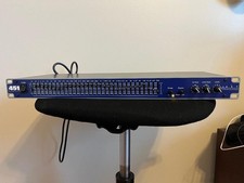 Art 451 31 band graphic