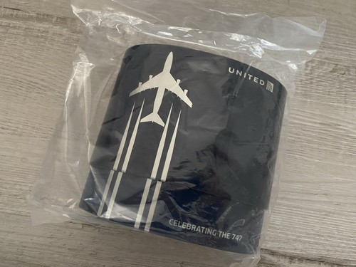 United airlines amenity kit - united,