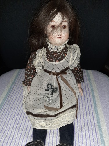 Vintage gilde porzellanpuppe - vintage,