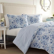 Laura Ashley Bettüberwurf / Tagesdecke Mila blau weiß NEU OVP