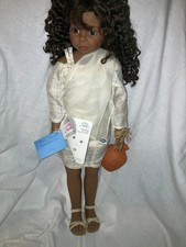 Künstlerpuppe Aya von Joke Grobben auf 1.000 Stück limitiert