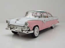 Ford Crown Victoria 1955 rosa