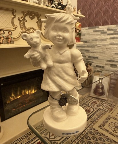Hummel figurine rare - figurine,