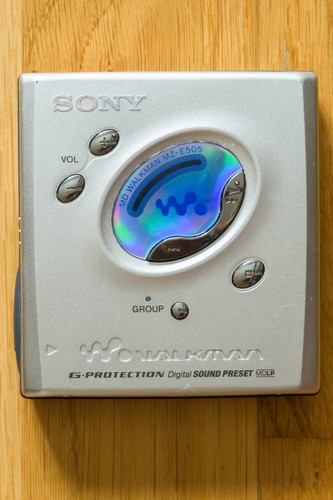 Sony e505 mini disc - mini,