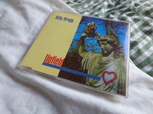Billy bragg upfield - -,