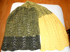 Handgestrickter Schal -