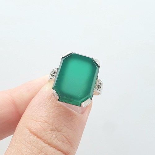 Antiker art deco - art, massiv