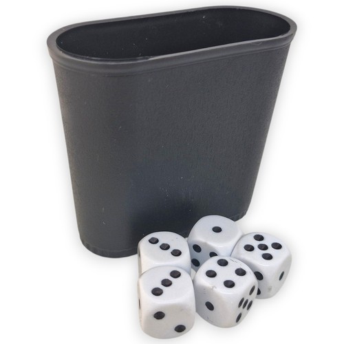 Würfelbecher set kunststoff - würfelbecher,