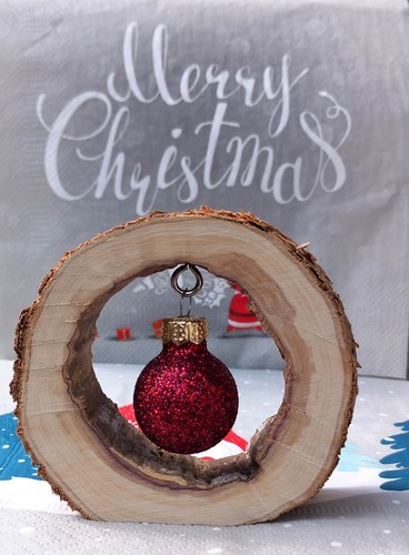 Kleine weihnachtskugel - (2, cm)