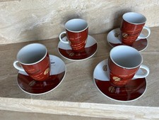 4 Espresso Tassen mit Untertellern