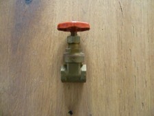 Messing Muffenschieber 3/8" PN 16