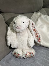 Jellycat - Buttermilk Bashful