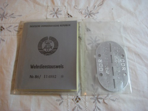 Wehrdienstausweis ddr deutsche - wehrdienstausweis,