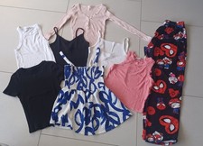 Kleiderpaket Mädchen Damen Gr.XS/34 8Teile T-Shirts Hello Kitty Bekleidungspaket