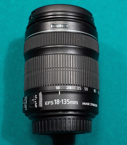 Canon 135mm is - ef-s,