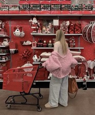 handgestrickte Wollstrickjacke