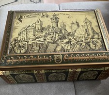 Alte große Blechdose