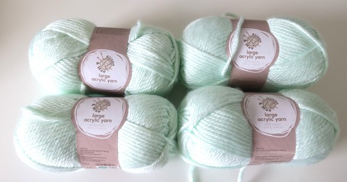 Wolle 200g mintgrün - 200g,