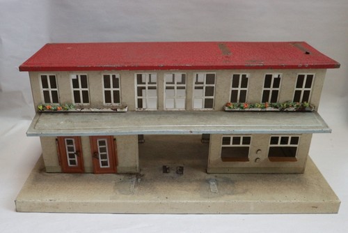 Alter blech bahnhof - alter, blech-bahnhof