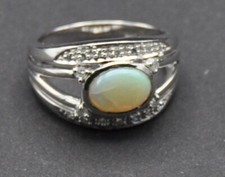 Weißgold Ring Opal 18 x