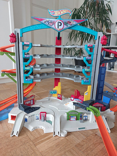Hot wheels megacity parkgarage - hot,