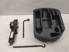 Jeep Grand Cherokee IV WK WK2 Bordwerkzeug Wagenheber Radschlüssel 68068665AC