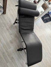 Designer Liege  LC4 Corbusier