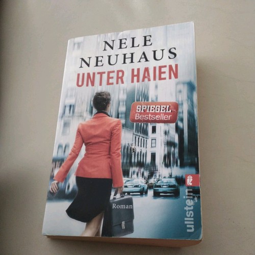 Unter haien von - haien, nele