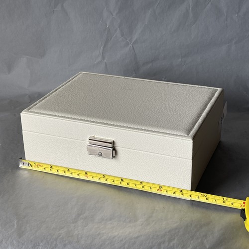 Schmuckkasten leder fast wie - schmuckkasten, leder,
