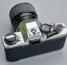 Olympus OM10-Set Vintage Spiegelreflexkamera lichtstarkes Zoom 35-70mm 1:2.8-4.0