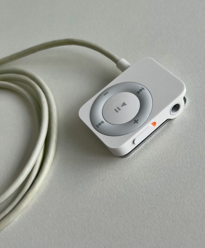 Original apple radio remote - apple,