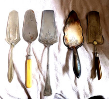 Konvolut 5 Tortenheber