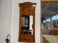 Intarsierter Kirschholz