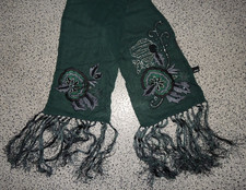 Damen Deko-Tuchschal Dunkelgrün Blumenstickerei Perlen Fransen 180cm Expresso