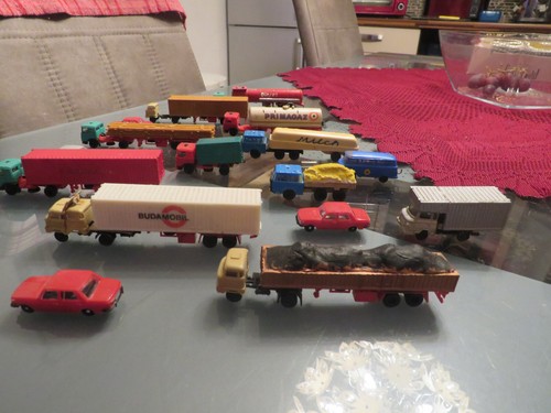Modelleisenbahn - x,
