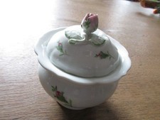 Meißen Zuckerdose Deko Rote