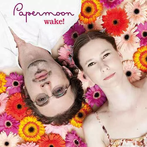 Wake papermoon - wake!,