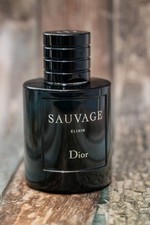 Originale leere Parfumflakons