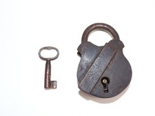 Altes Vorhängeschloss mit