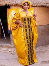 Afrikanische Damenkleidung in
