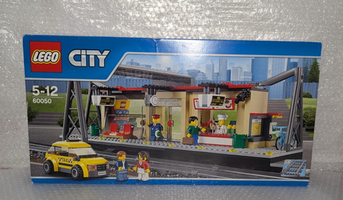 Lego city 60050 - bahnhof, train