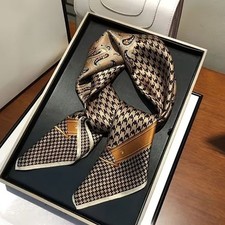 Elegantes Seidentuch 70x70 cm