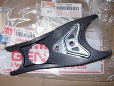 YAMAHA TT600 R RE 5CH TT600E S 4GV SCHWINGENSCHUTZ KETTENSCHIENE MIT HALTEBLECH