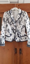 Romantischer Blazer von High